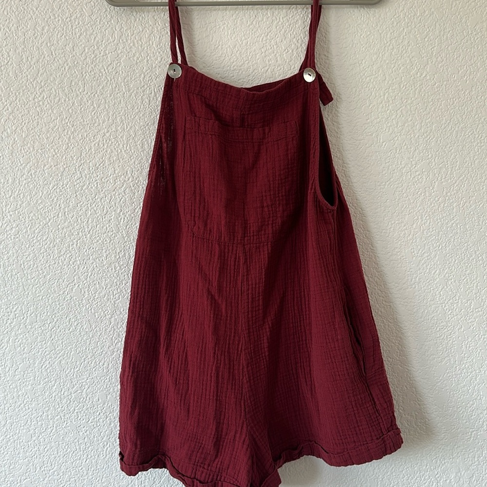 Zara slubbed cotton maroon mother pearl overall romper! - Picture 3 of 9
